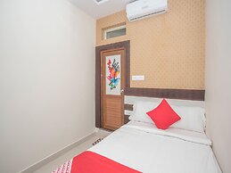 OYO 15270 Atithi Residency