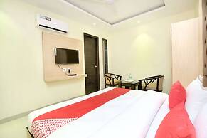 OYO 15486 Hotel New Diamond