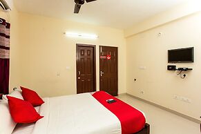 OYO 15701 River View Residency