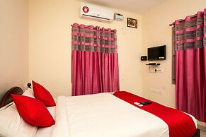 OYO 15701 River View Residency