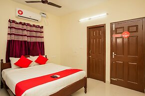 OYO 15701 River View Residency