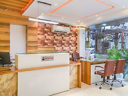 Capital O 16131 Mohit Guest House