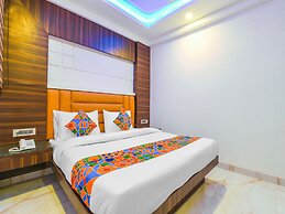 Capital O 16131 Mohit Guest House