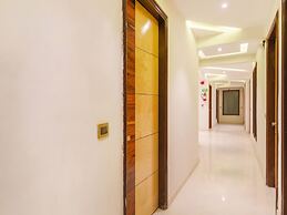 Capital O 16131 Mohit Guest House