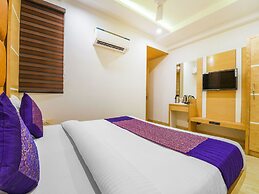 Capital O 16131 Mohit Guest House