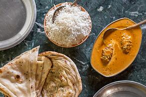 Capital O 16131 Mohit Guest House