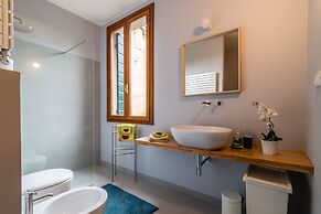 Venezia Spirito Santo Canal View