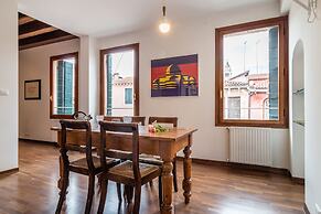 Venezia Spirito Santo Canal View