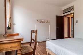 Venezia Spirito Santo Canal View