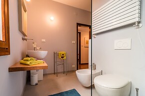 Venezia Spirito Santo Canal View