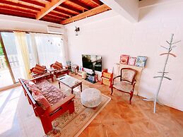 Okinawa starry forest cottage