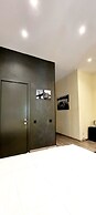 Malon Apartments