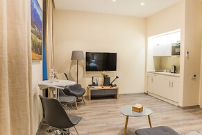 Malon Apartments