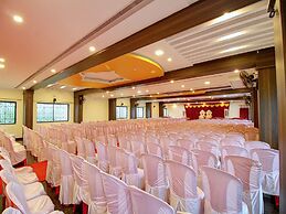 Capital O 13489 Garuda Comforts