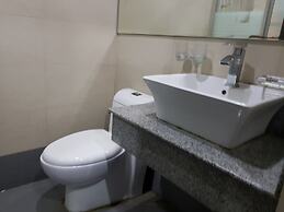 Cherry Midtown Hotel