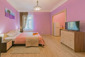 Apart-hotel on Marata 28