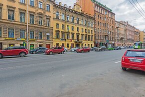 Apart-hotel on Marata 28