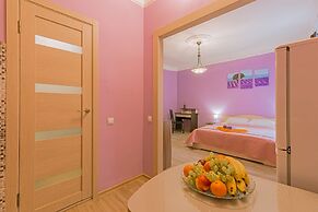 Apart-hotel on Marata 28