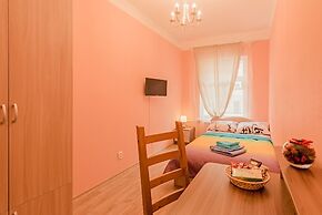 Apart-hotel on Marata 28