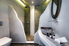 Emerald Collection Suites