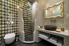 Emerald Collection Suites