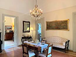 Villa Scinata Historic House