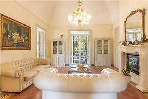 Villa Scinata Historic House