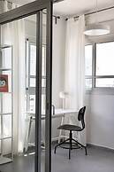 Bauhaus Boutique by TLV2rent