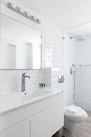 Bauhaus Boutique by TLV2rent