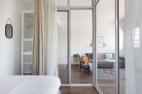 Bauhaus Boutique by TLV2rent