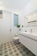 Bauhaus Boutique by TLV2rent