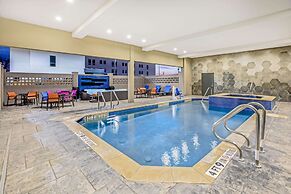 La Quinta Inn & Suites by Wyndham Waco Downtown - Baylor