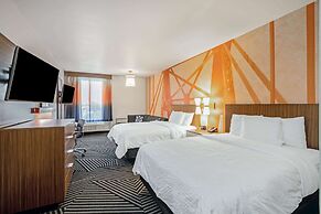 La Quinta Inn & Suites by Wyndham Waco Downtown - Baylor