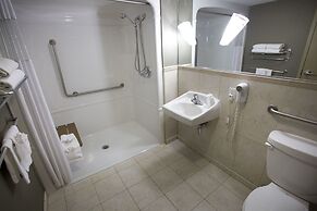 The Falls Hotel & Inn