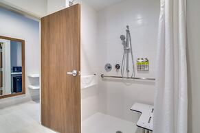 Holiday Inn Express And Suites Denton South by IHG