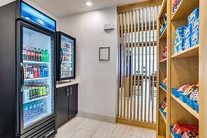 Holiday Inn Express And Suites Denton South by IHG