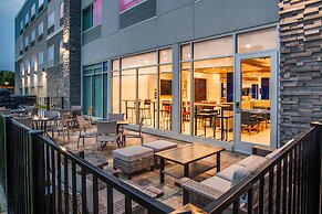 Holiday Inn Express And Suites Denton South by IHG