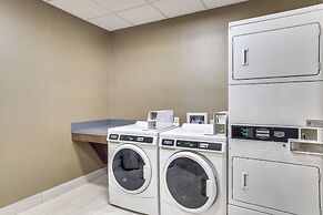 Holiday Inn Express And Suites Denton South by IHG