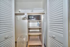 Club Lux Resort By the Beach