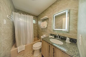 Club Lux Resort By the Beach