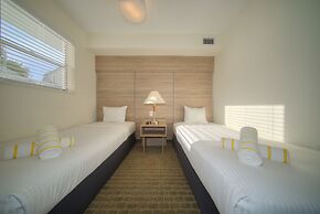 Club Lux Resort By the Beach