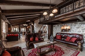 Talici Hill - Rustic Villas