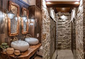 Talici Hill - Rustic Villas