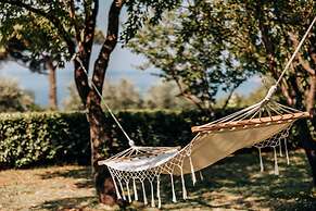 Talici Hill - Rustic Villas