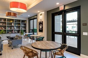 Bluebird Suites in Silicon Valley