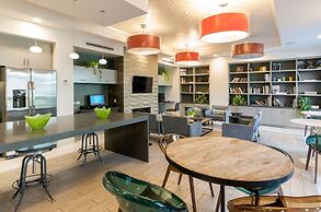 Bluebird Suites in Silicon Valley