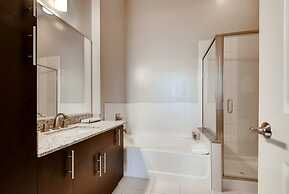 Bluebird Suites in Reston