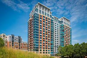 Bluebird Suites in Tysons Corner