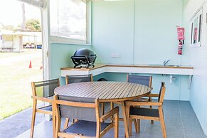 Surfside Cudmirrah Beach