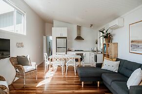 Surfside Cudmirrah Beach